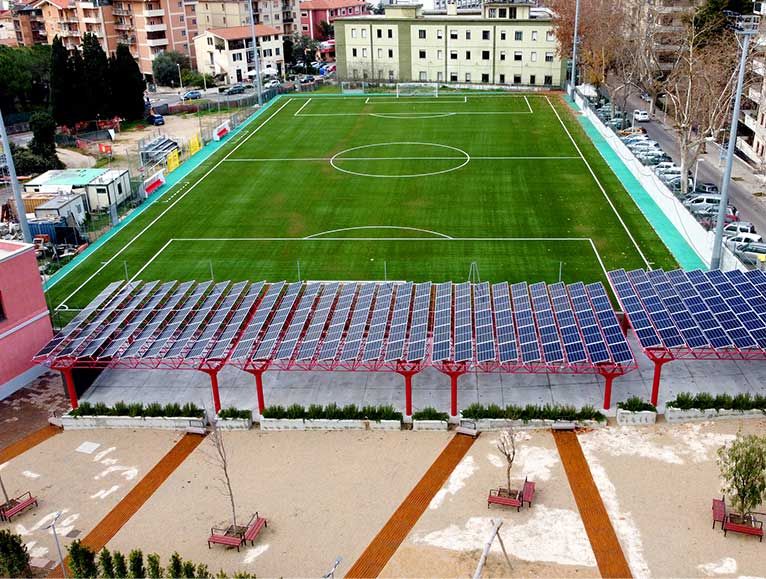 pannelli-fotovoltaici-su-pensilina-calcio.jpg